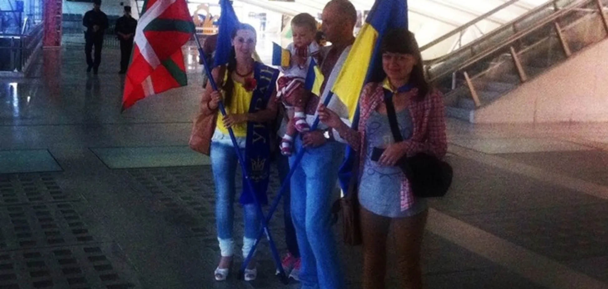 Патриоты встретили в Испании баскетбольную сборную Украины