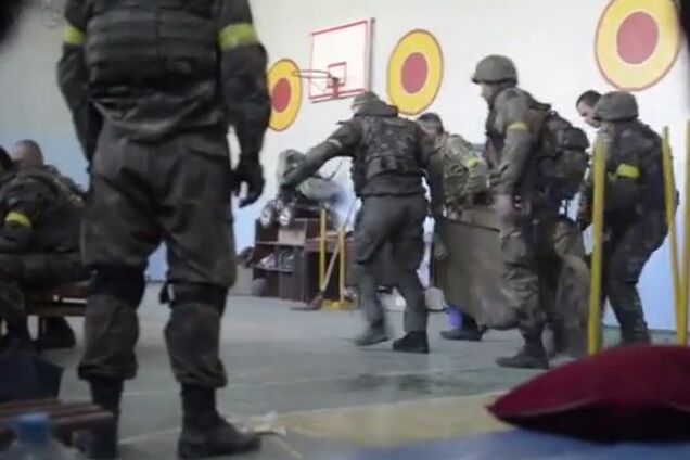 Раненых и убитых бойцов батальона 'Днепр' эвакуировали из Иловайска