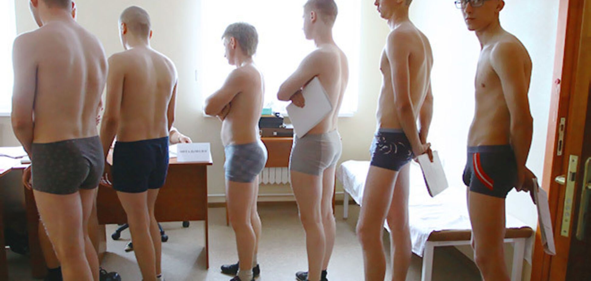 У культурній столиці Росії офіцер гвалтував призовників, обіцяючи їм відстрочку від армії