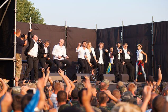 'Квартал-95' тайно и без охраны отправился в зону АТО, чтобы поддержать военных