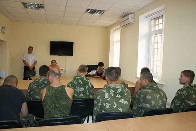 Задержанные российские десантники: почему если нужна война, отправляют пушечное мясо?