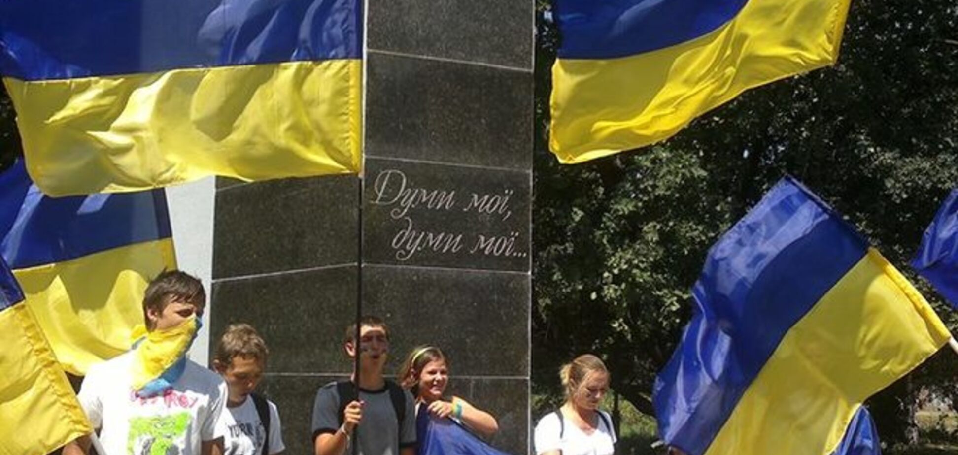 У звільненому Слов'янську пройшов перший патріотичний марш