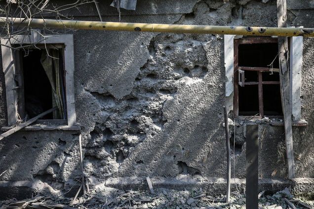 Террористы обстреляли из 'Градов' аэродром в Луганске