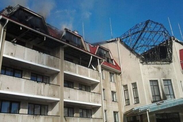 Главный корпус базы 'Шахтера' уничтожен при обстреле