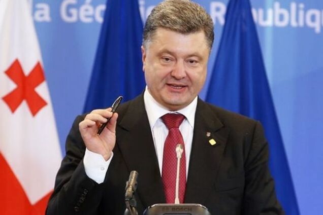 Порошенко напомнил в Брюсселе, кто защищает границы и будущее Европы