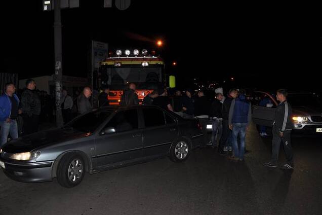 У Києві захищати МАФи прийшла сотня 'бойовиків' і 'вирішувачів': все закінчилося бійкою зі стріляниною