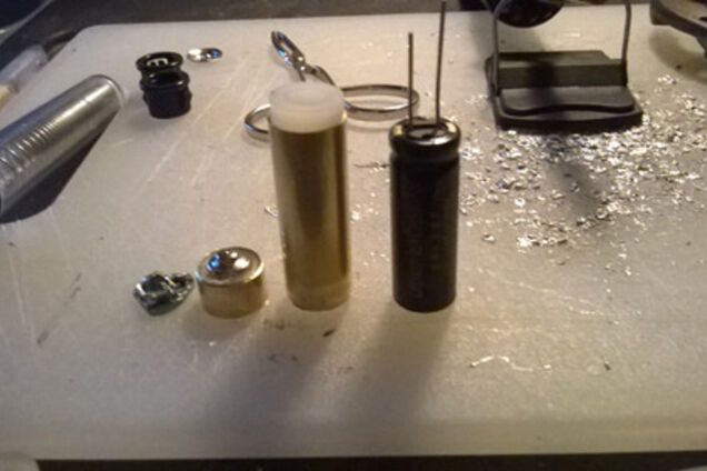 Американец придумал, как за 30 секунд зарядить телефон