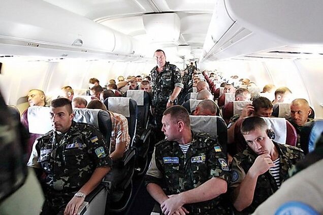 Гриценко потребовал свернуть миротворческую миссию в Африке из-за лихорадки Эбола