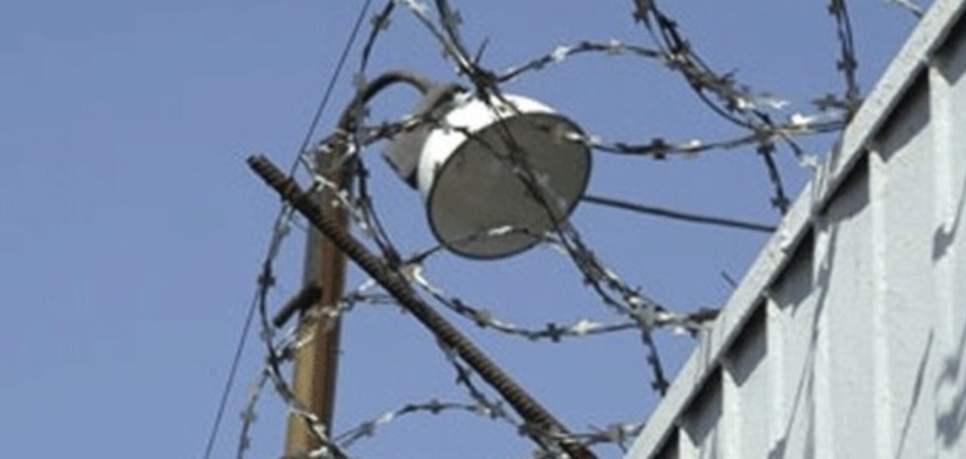 Террористы 'ДНР' ночью обстреляли колонию Тореза