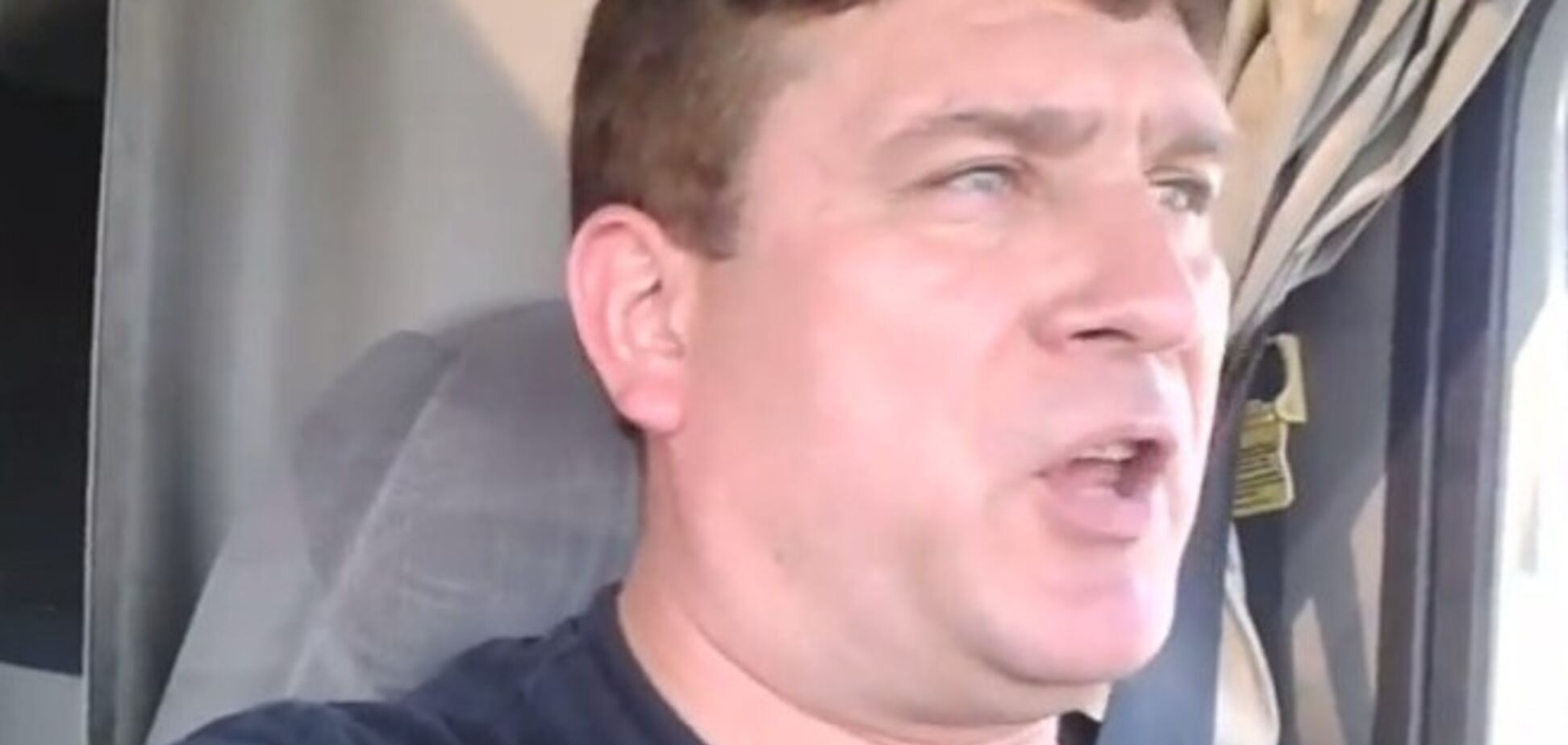 Украинский дальнобойщик порадовал новым хитом: Россия, опять ты изгой