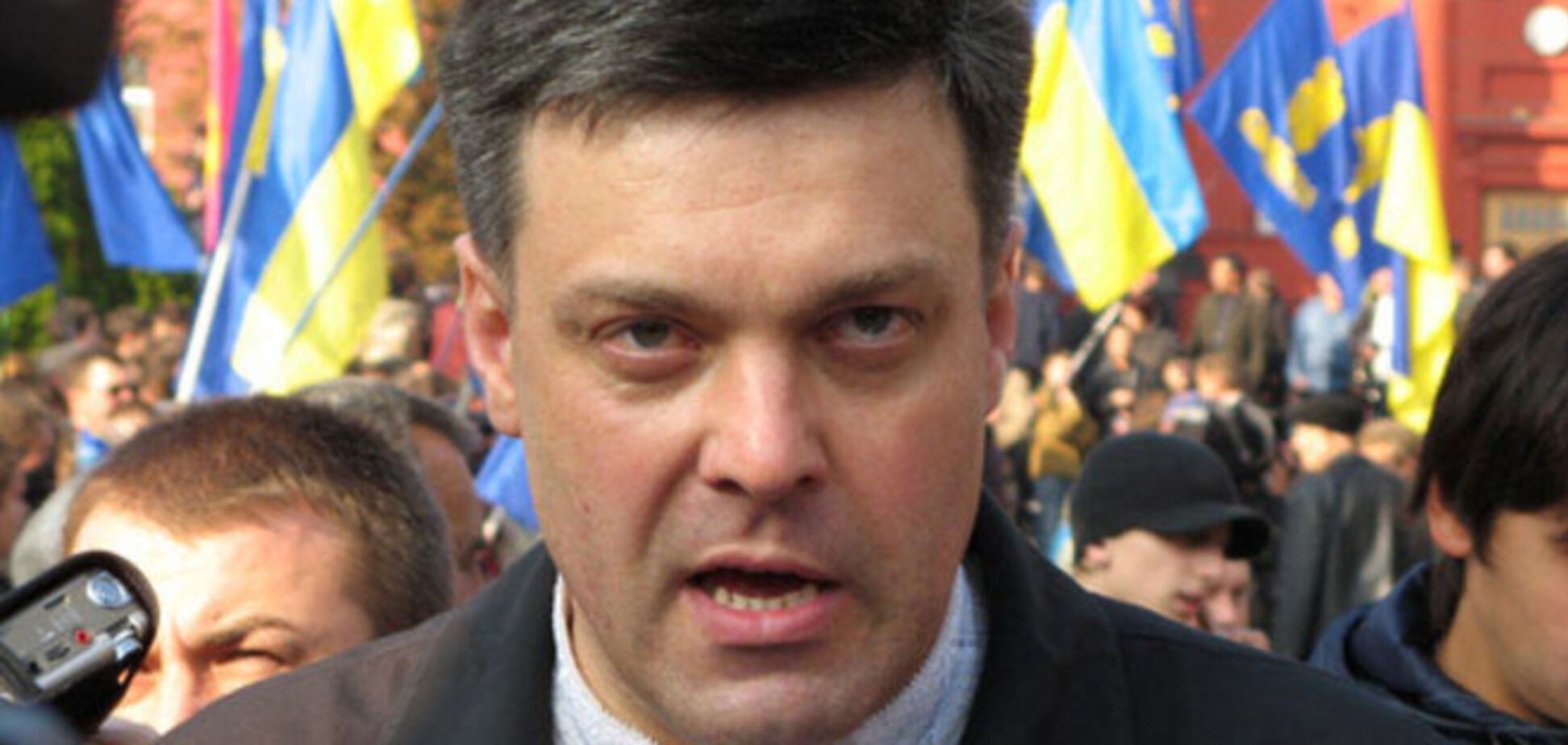 Тягнибок назвал предоставление русскому языку статуса официального капитуляцией перед Путиным