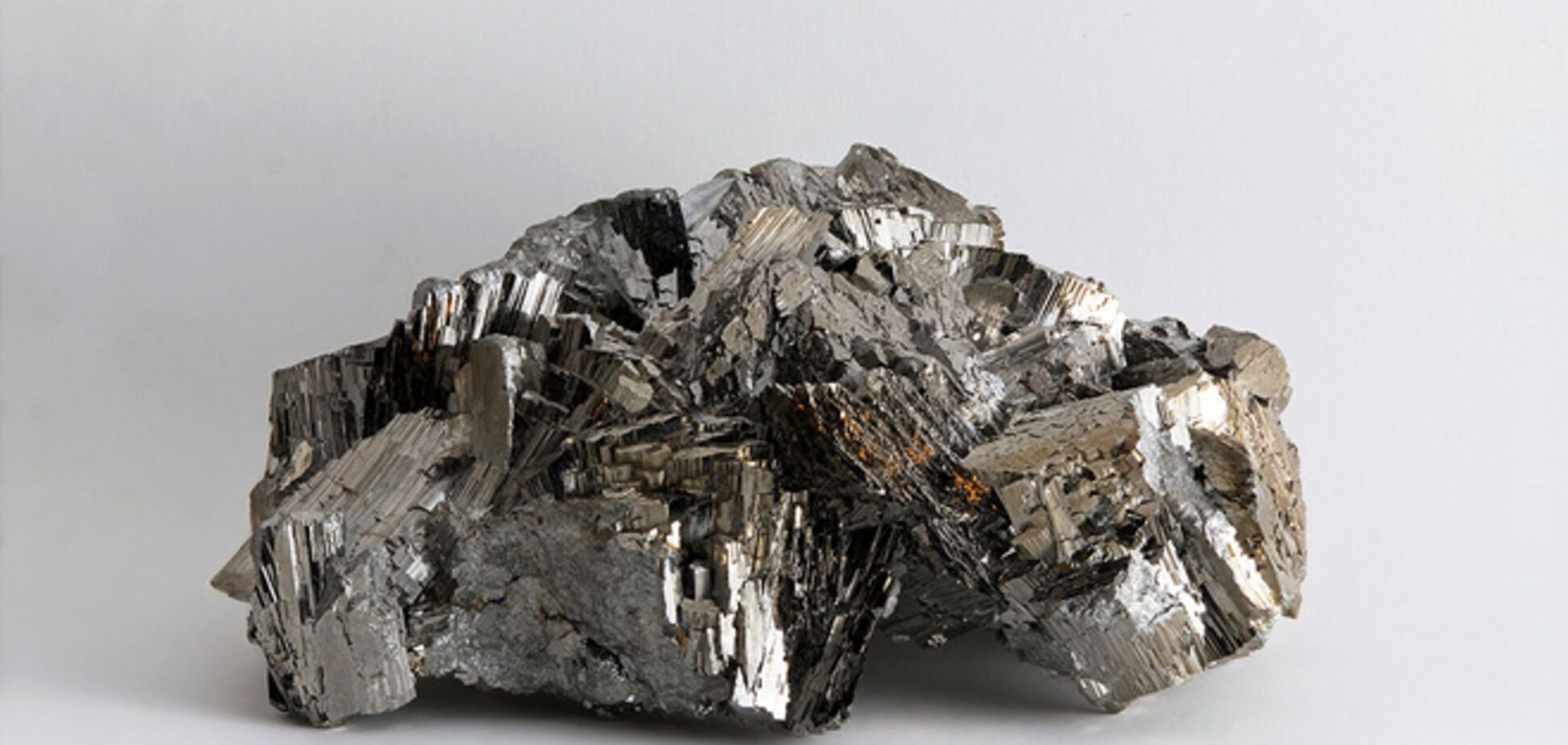 Рейтинг самых опасных минералов