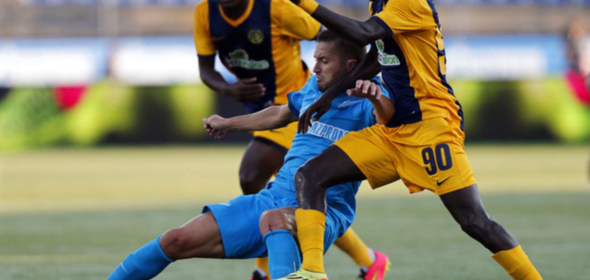 Команда 'Газпрома' с трудом пробилась в плей-офф Лиги чемпионов