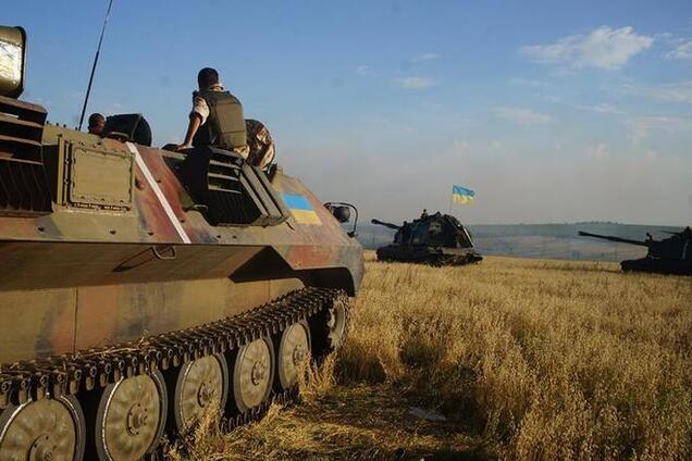 Украинская армия оттеснила боевиков к российской границе