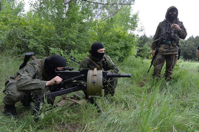 Украинские силовики на Луганщине попали под двойной обстрел боевиков и российской стороны