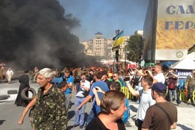 Станция метро 'Майдан Незалежности' закрыта на выход