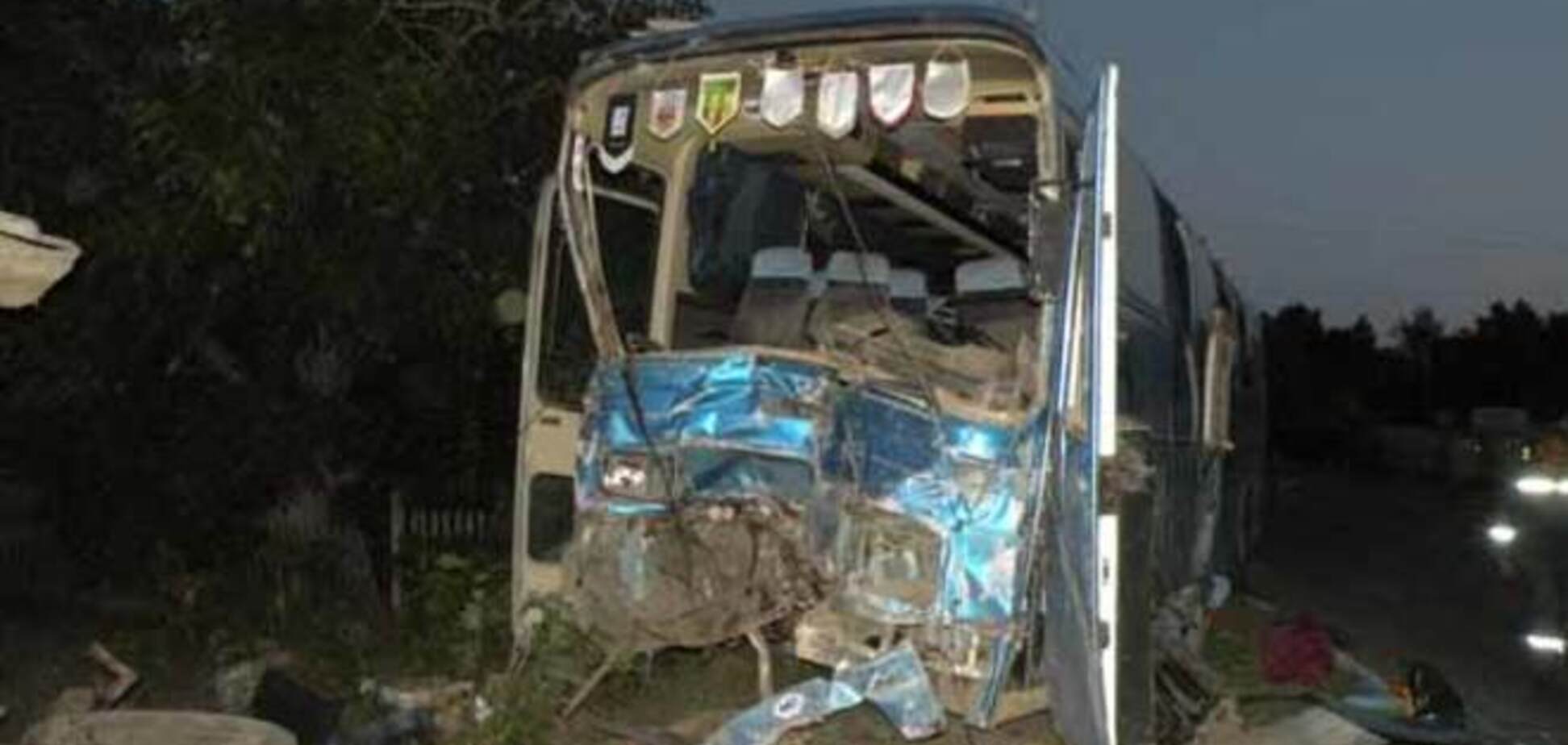 В Баштанке автобус с 39 пассажирами врезался в жилой дом, есть жертвы