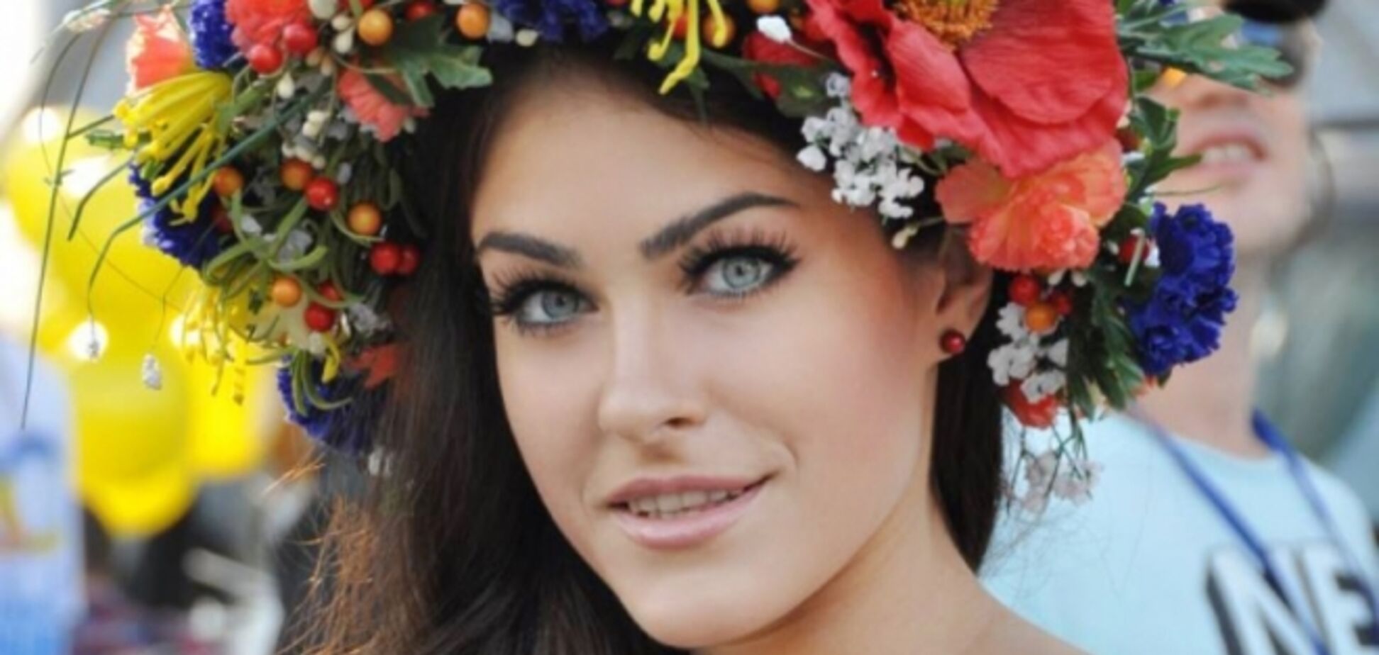 Брат Маши Собко сделал тату в виде вышиванки и трезубца на все плечо