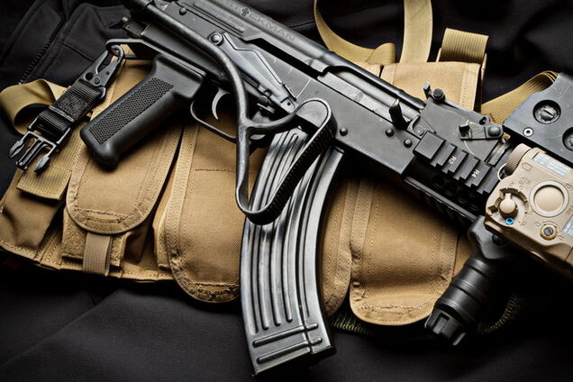 В 'Правом секторе' рассказали о секретном способе получения оружия от Запада