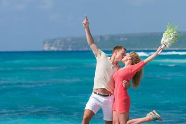 Опубликованы фото с медового месяца Яны Соломко на Мальдивах