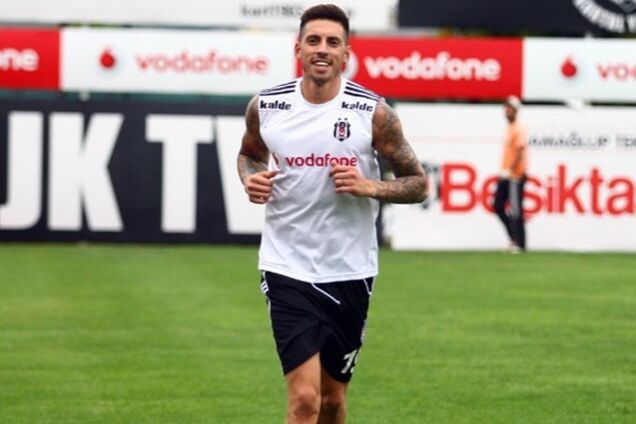 'Металлист' избавился от двух аргентинских 'дезертиров'