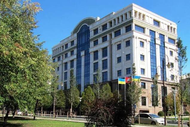 В Донецке террористы захватили офис ХК 'Донбасс'