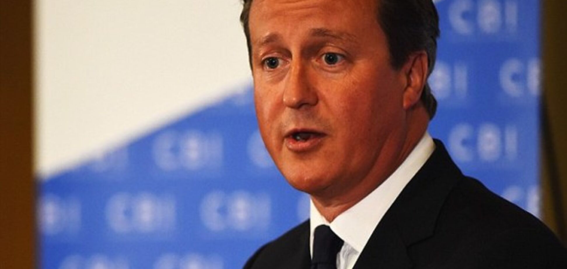 Премьер Великобритании попросил шотландцев голосовать против отсоединения от королевства