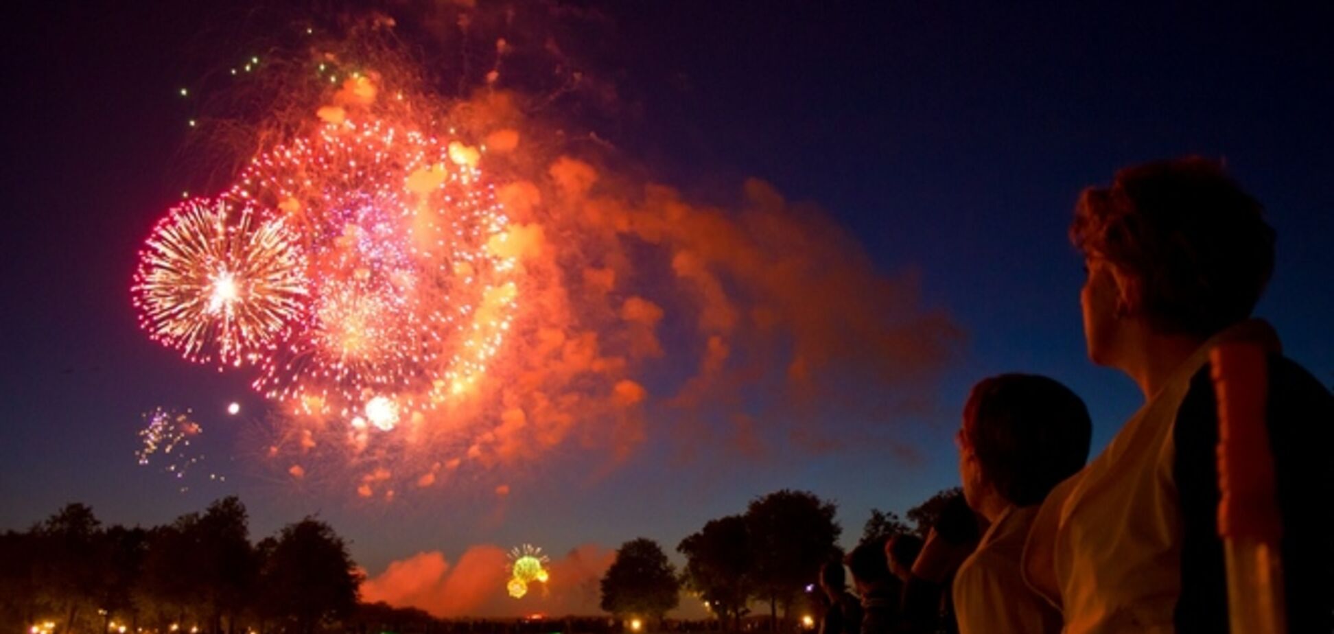 Минобороны намеревалось купить салютов на несколько миллионов