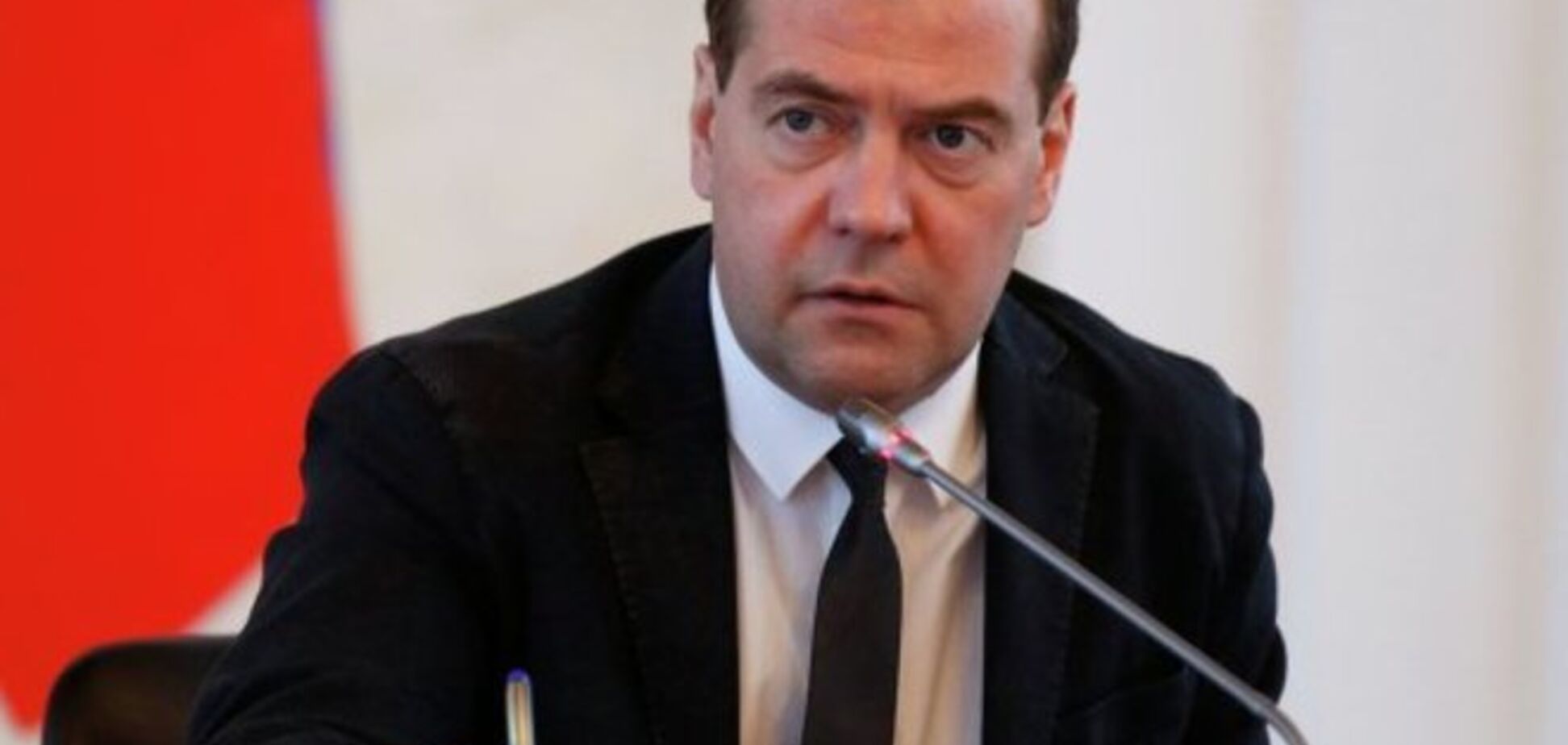 Медведев призвал 'взрослых' людей поверить в необратимость аннексии Крыма