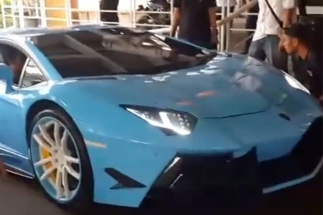 Мучения богачей или как запарковать суперкар