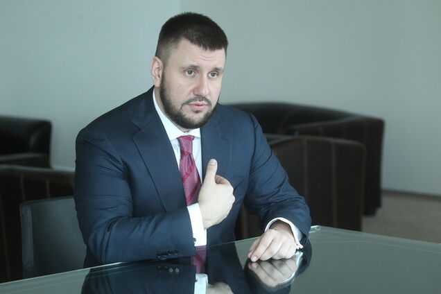 Клименко опроверг слухи о получении гражданства Казахстана
