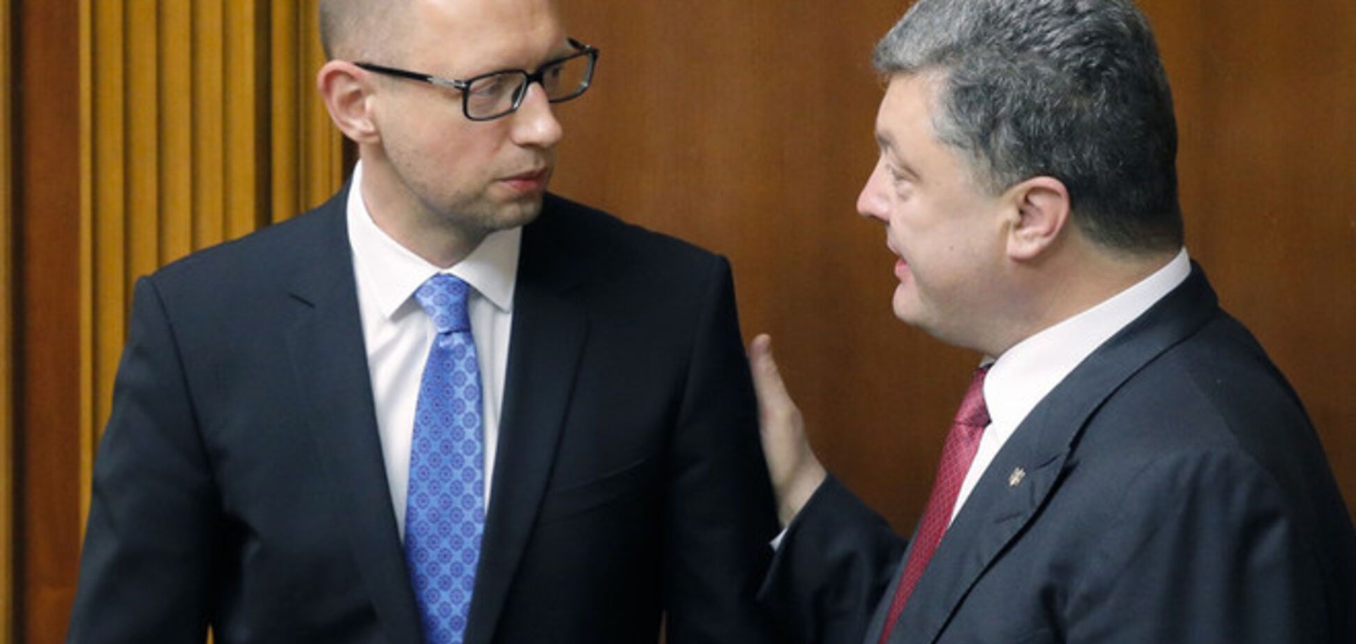 Яценюк выпросил у Порошенко 10 округов, но 'гиен' на выборы поведет отдельно