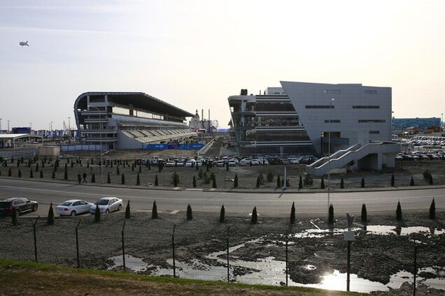 Россию не собираются исключать из Формулы-1 и в 2015 году