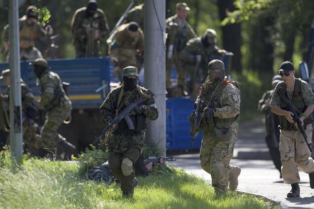 Оккупанты на Донбассе получают новое оружие и технику