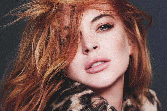 Линдси Лохан в трусах и ее силиконовые губы в журнале Wonderland