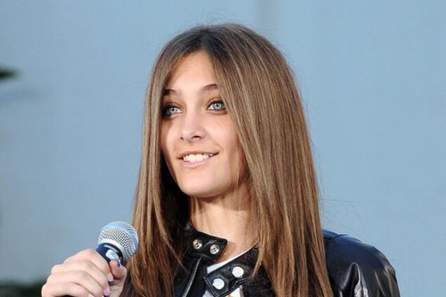 16-летняя дочь Майкла Джексона беременна - СМИ