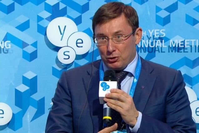 Луценко обвинил Яценюка в желании занять президентское кресло