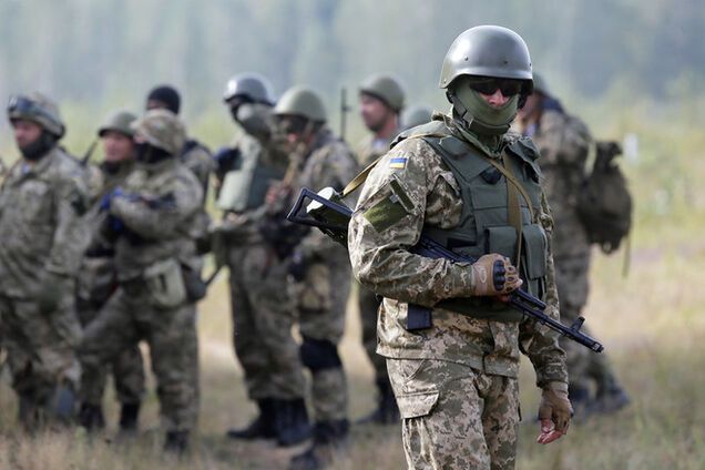 Украинский боец из-под Дебальцево: нас обстреливают из минометов каждые полчаса