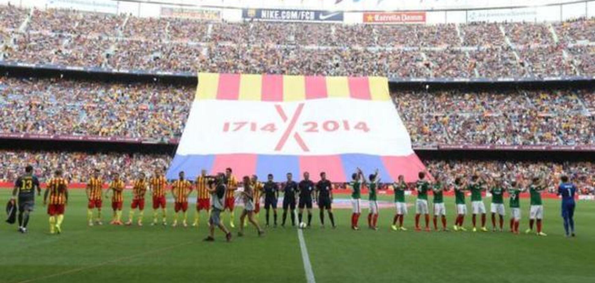 Фаны 'Барселоны' вывесили на трибунах сепаратистский флаг