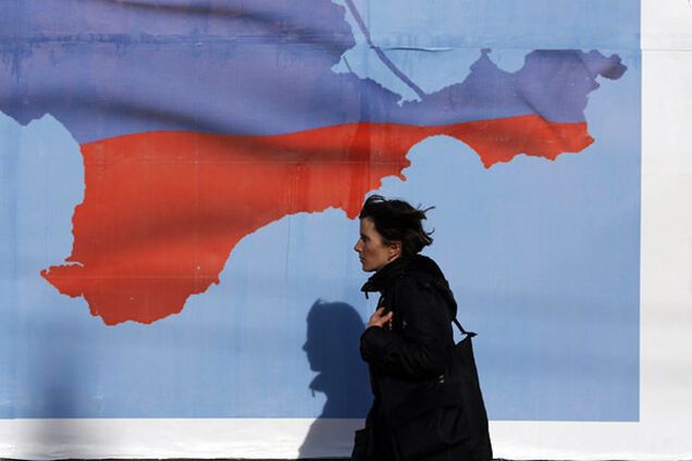 Марионетки Кремля ожидают в крымском парламенте три партии