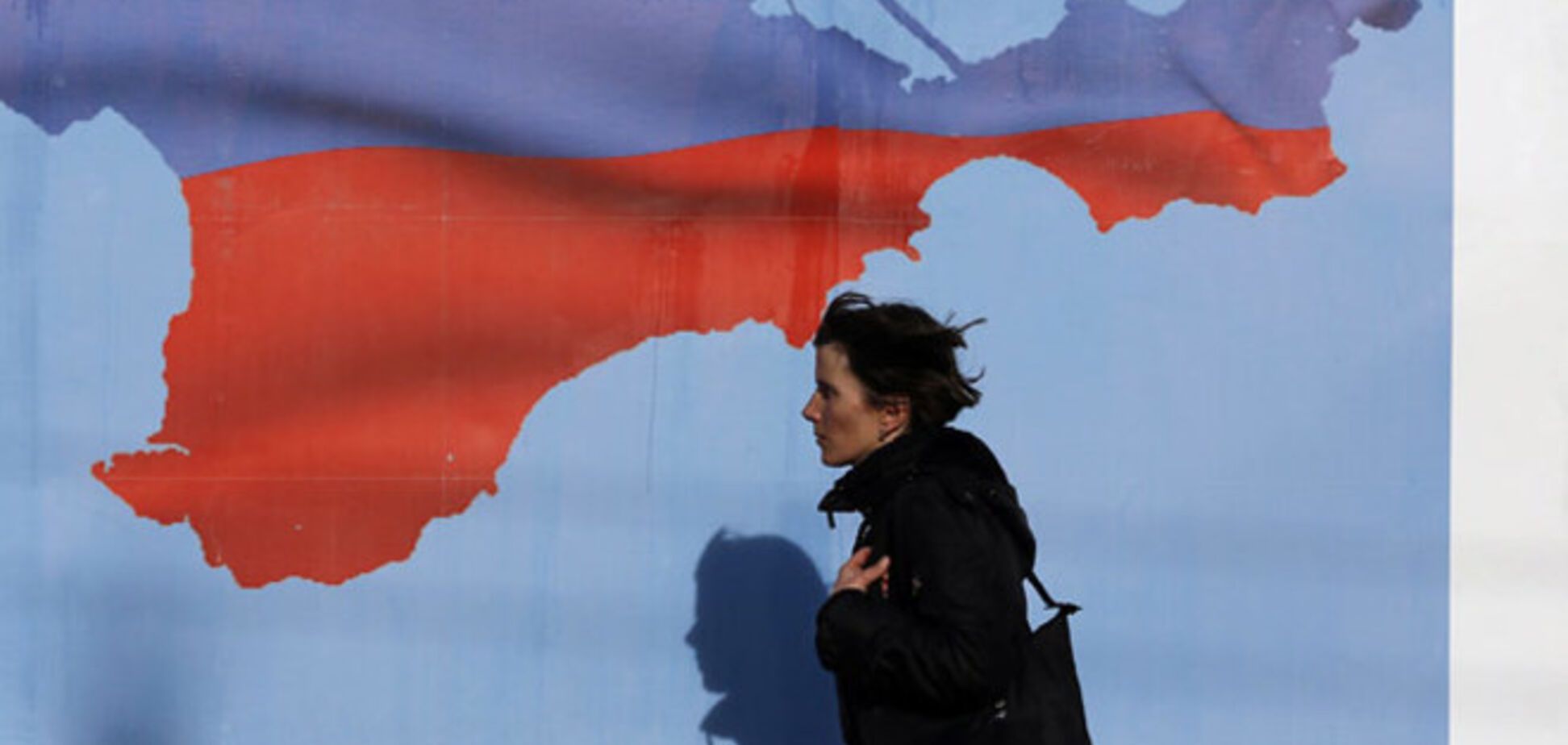 Марионетки Кремля ожидают в крымском парламенте три партии