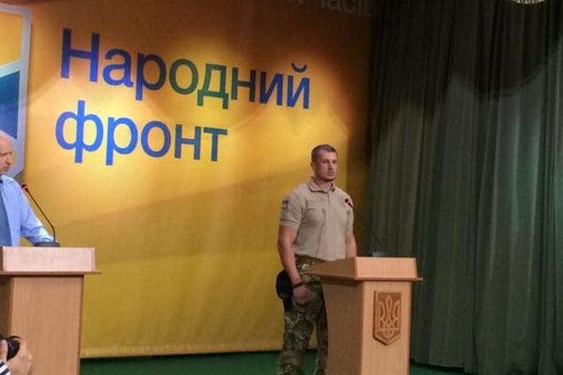 Эксперты призвали Яценюка не выдвигать комбата 'Азова' кандидатом в нардепы