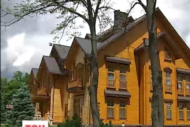 В Межигорье появились миллионные долги за электроэнергию