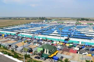Депутати-рейдери продовжують наносити "точковий" удар по ринку "7-й кілометр"