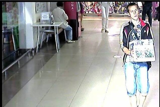 В Житомире неизвестный украл собранные для раненых солдат деньги