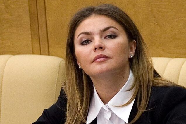 Госдума РФ досрочно прекратила депутатские полномочия Кабаевой