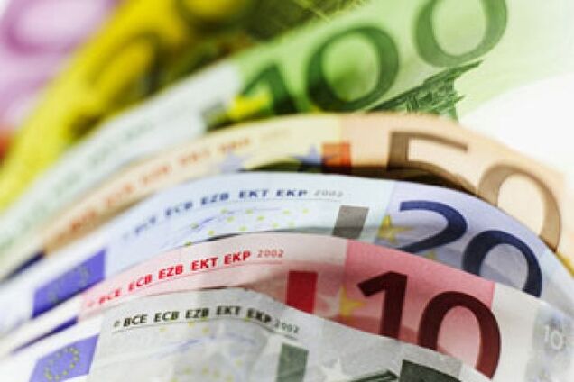 Курс евро к гривне в обменниках приблизился к новой рекордной отметке