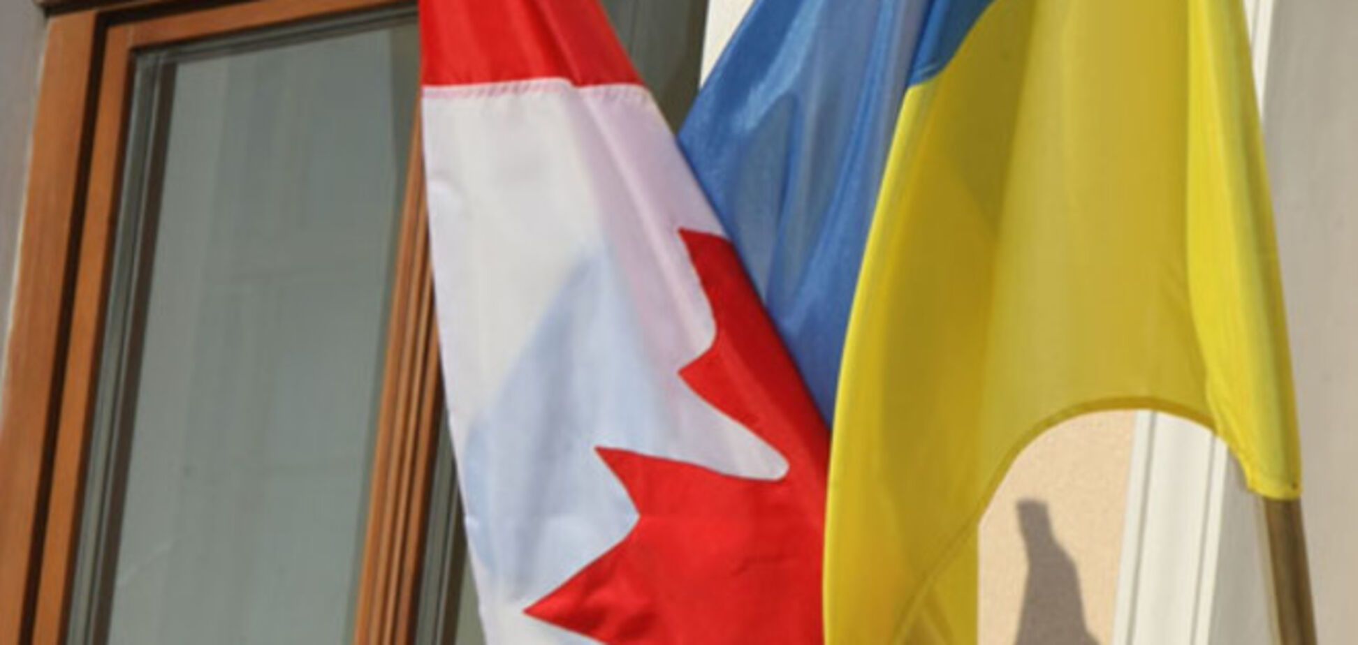 Порошенко договаривается о свободной торговле с Канадой