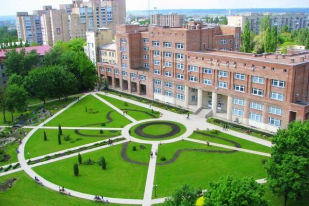 Террористы захватили здание луганского университета и похитили преподавателей