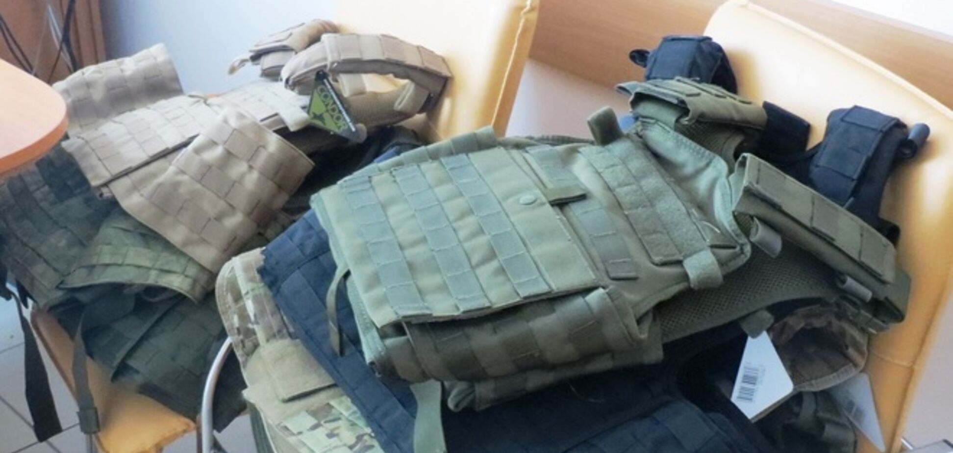 В Польше арестовали бронежилеты для армии Украины